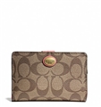 (พร้อมส่ง) กระเป๋าสตางค์ COACH peyton signature medium wallet #50114 coral